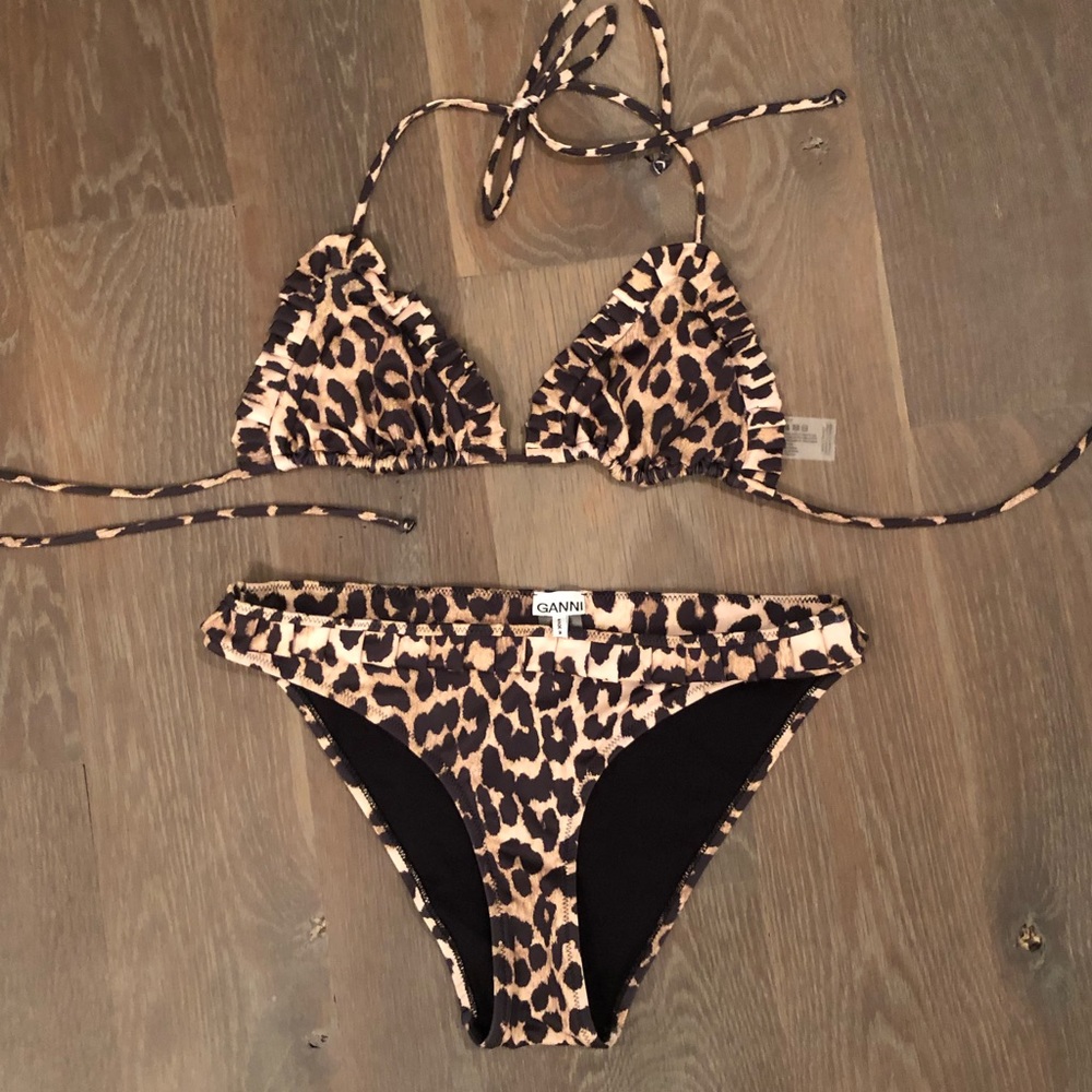 Ganni leopard ruffle bikini NEW 36/S